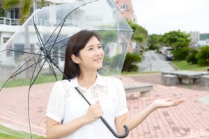 梅雨の時期と酵素風呂、梅雨を元気に過ごすには？