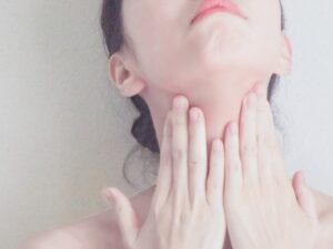 温活でリンパの流れを改善？リンパを良くする方法について。マッサージ。