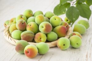 旬の梅を食べる腸活の方法。